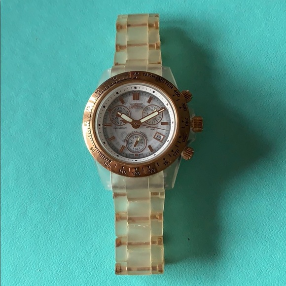 invicta clear watch